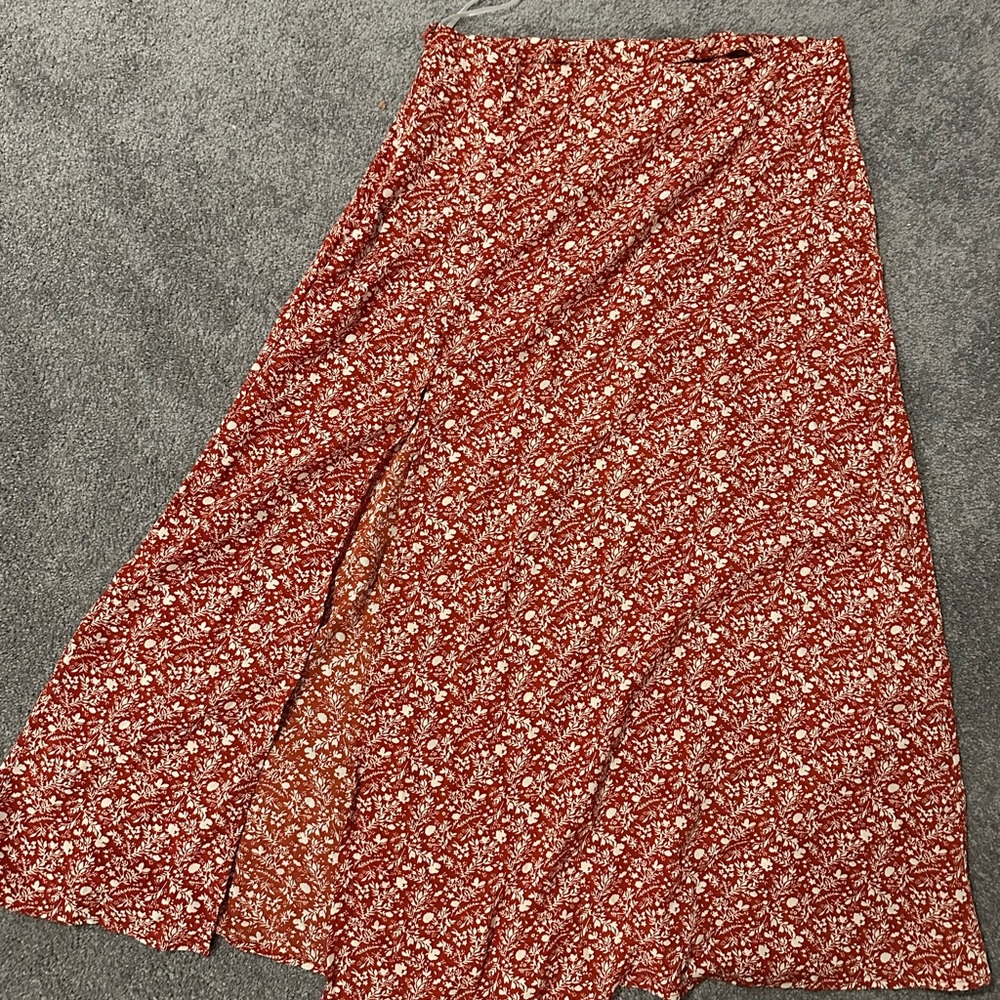Floral Red Skirt with Slit (L)